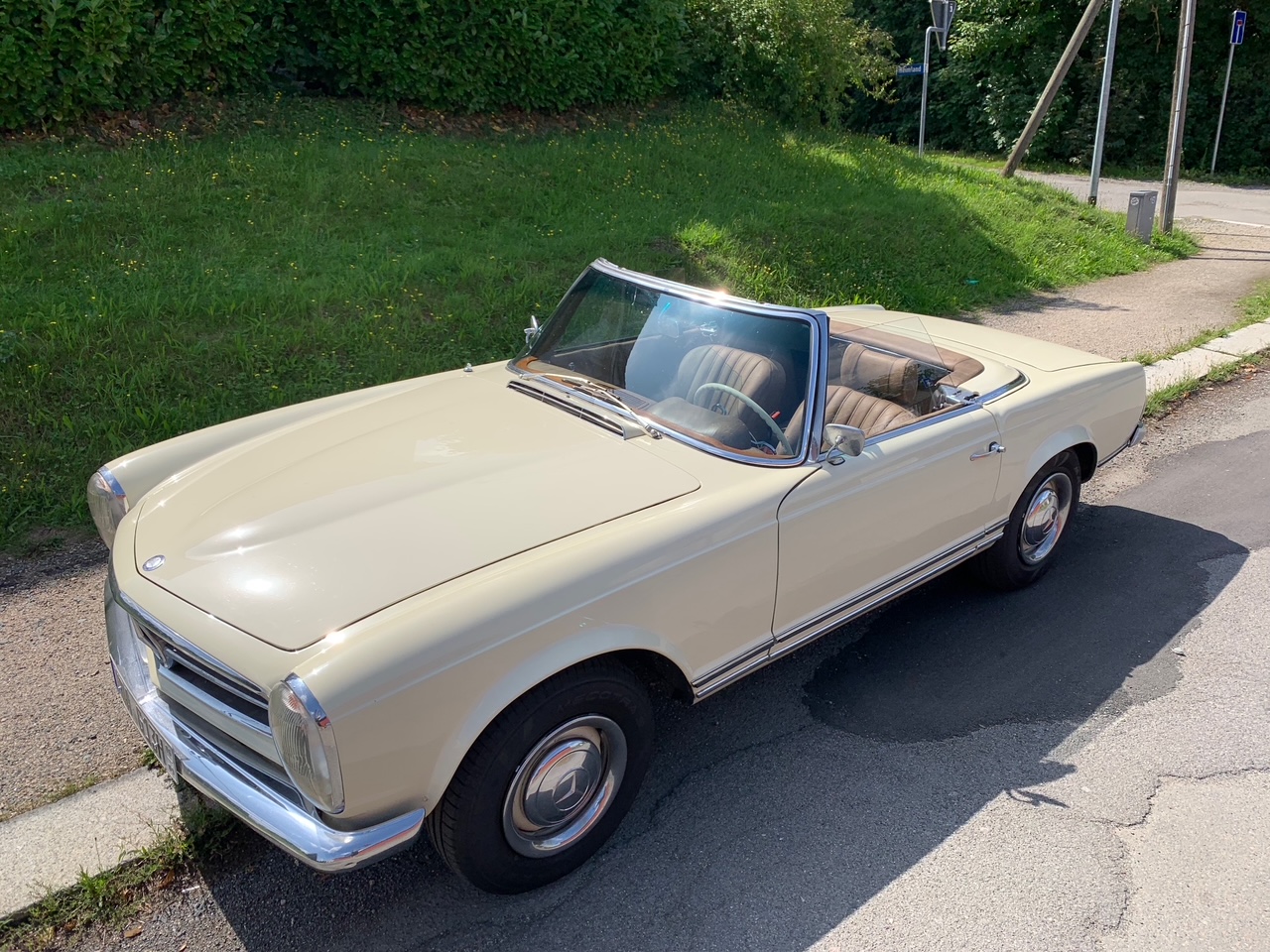 Bild 1 vom Mercedes 230SL
